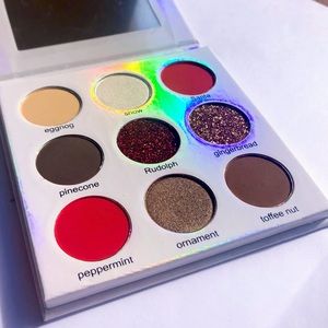 Eyeshadow palette